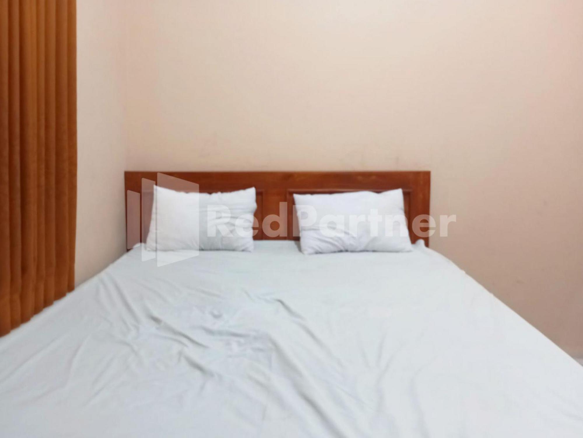 Isa Mitra Reddoorz 2* Kudus